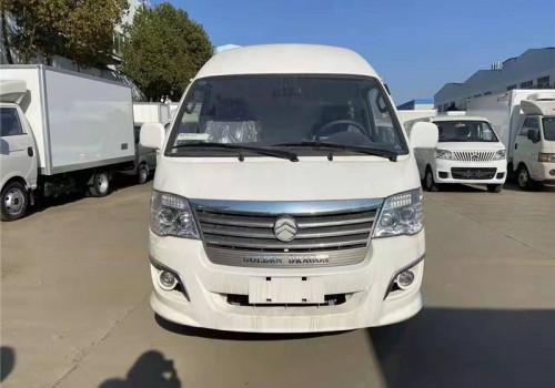 廈門(mén)金旅國六面包冷藏車(chē)價(jià)格