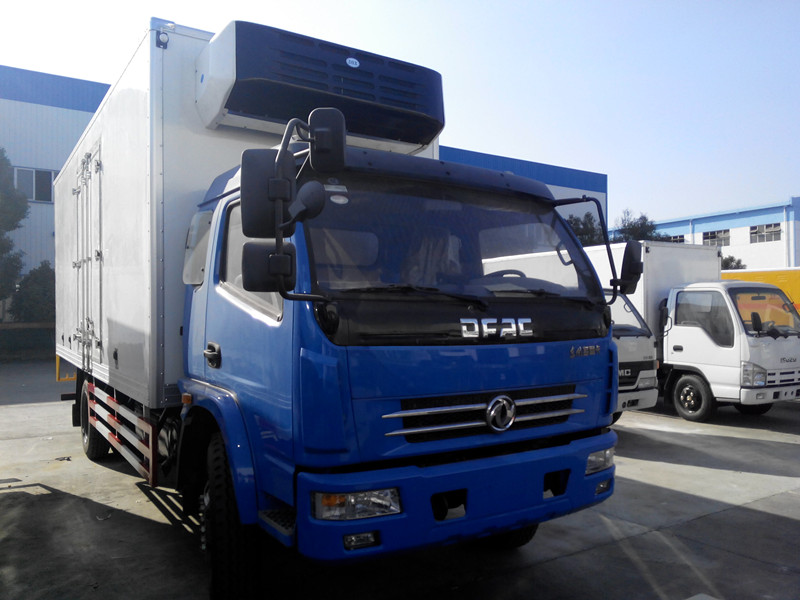 東風(fēng)大多利卡冷藏車(chē)