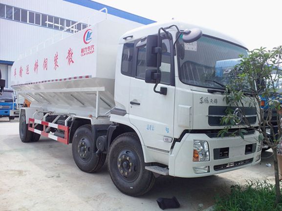 東風(fēng)天錦15噸散裝飼料運輸車(chē) 