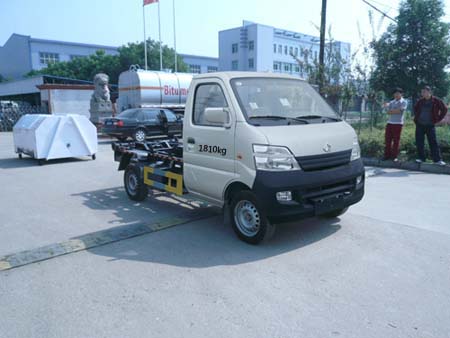 程力威牌CLQ5020ZXXSC4型車(chē)廂可卸式垃圾車(chē)