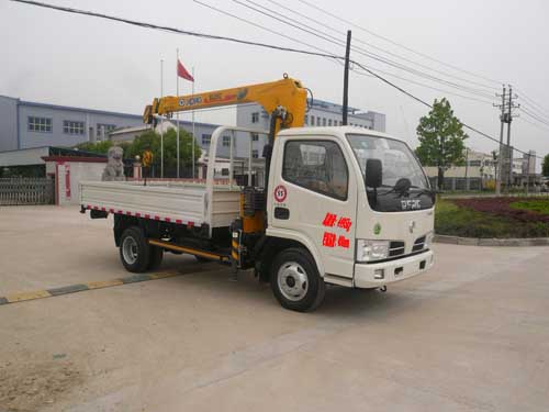 程力威牌CLQ5040JSQ4型隨車(chē)起重運輸車(chē) 