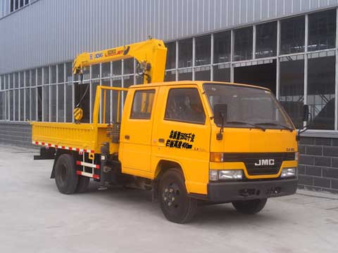 程力威牌CLQ5060JSQ4JX型隨車(chē)起重運輸車(chē) 