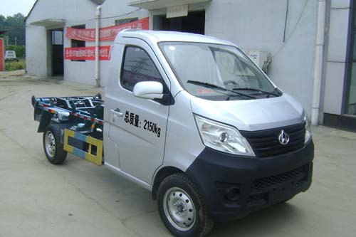 程力威牌CLQ5022ZXX4SC型車(chē)廂可卸式垃圾車(chē) 